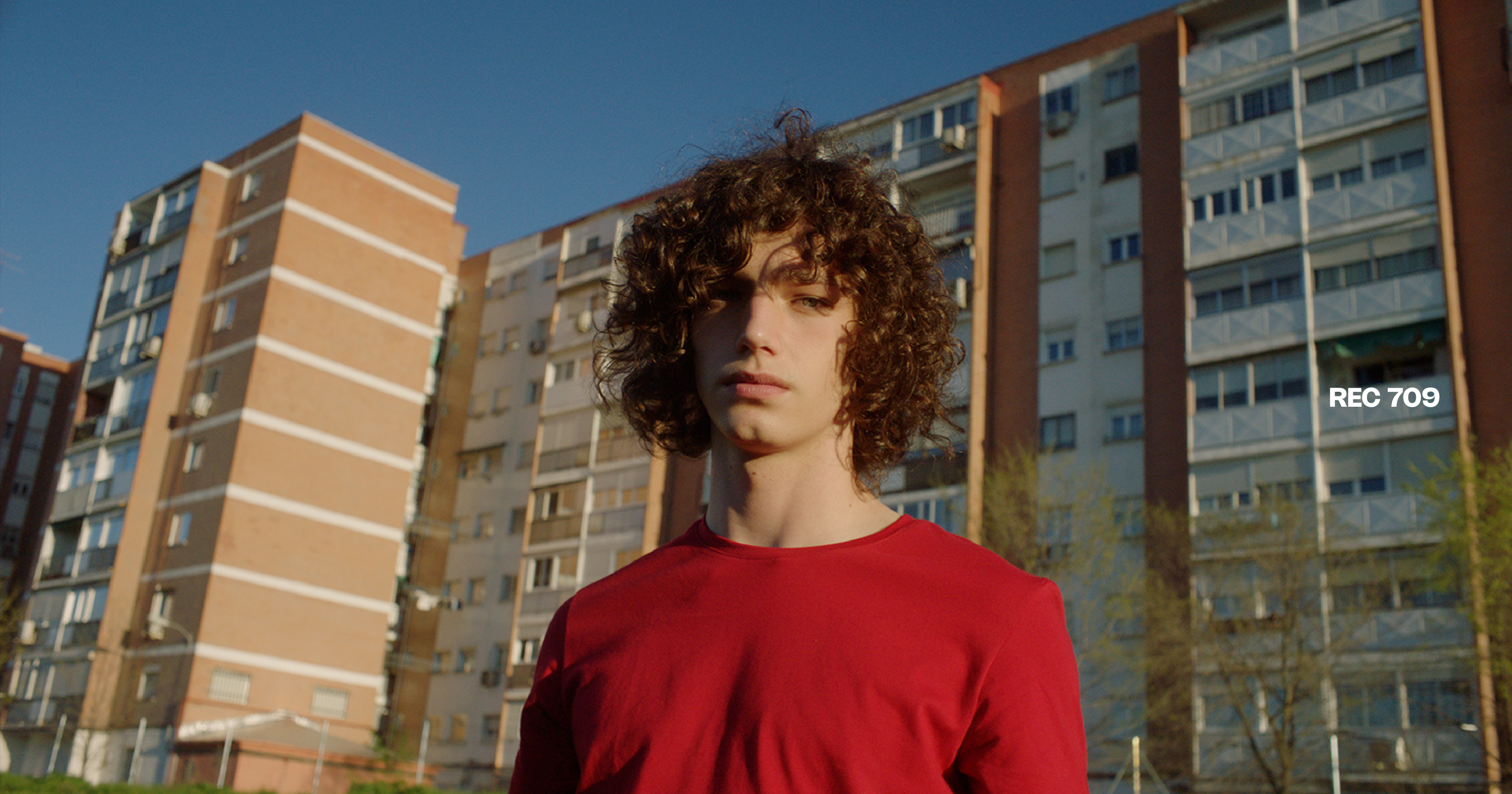 REDIMENSION_ESP_ETERNA_SLIDER_02_IZQ